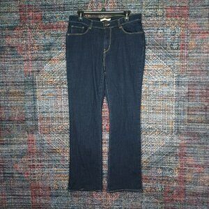 Levis womens indigo distressed Classic boot stretch jeans 32x32 EUC
